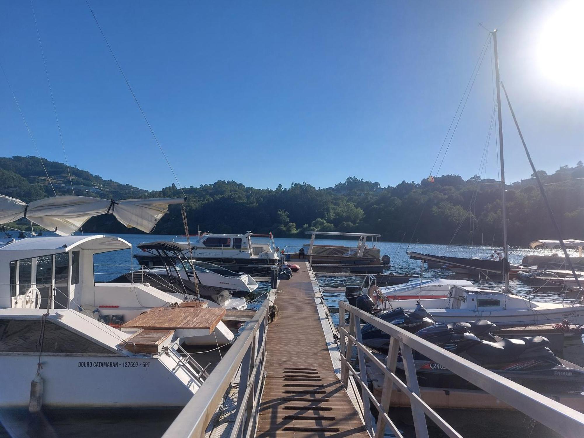 Douro Houseboats Hotell Marco de Canavezes Eksteriør bilde